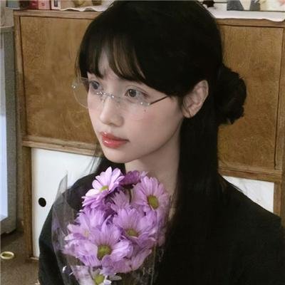 那些令人极其不快的帽子海报